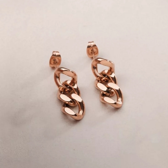 Cuban Link Chain Stud Earrings - Picture 2 of 5